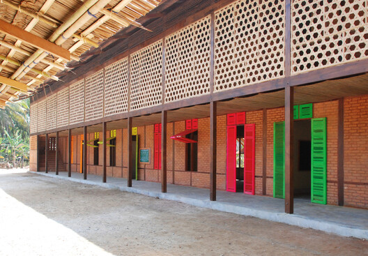 Building to Teach: 15 Schools That Explore Timber as a Primary Material Building to Teach: 15 Schools That Explore Timber as a Primary Material - Image 23 of 33