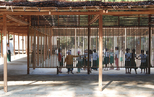 Building to Teach: 15 Schools That Explore Timber as a Primary Material Building to Teach: 15 Schools That Explore Timber as a Primary Material - Image 24 of 33