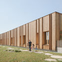 Building to Teach: 15 Schools That Explore Timber as a Primary Material - 2 的图像 4