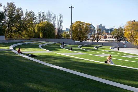 Renovation of Shell Theatre in Beijing Chaoyang Park / DUTS design Renovation of Shell Theatre in Beijing Chaoyang Park / DUTS design - Image 15 of 38