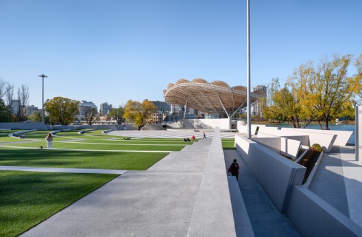 Renovation of Shell Theatre in Beijing Chaoyang Park / DUTS design Renovation of Shell Theatre in Beijing Chaoyang Park / DUTS design - Image 16 of 38