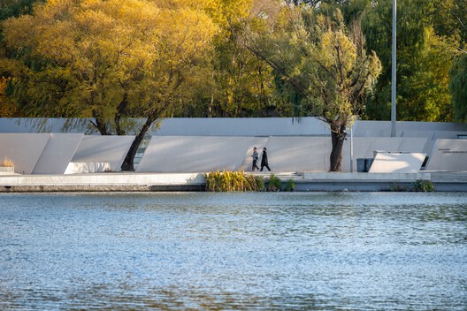 Renovation of Shell Theatre in Beijing Chaoyang Park / DUTS design Renovation of Shell Theatre in Beijing Chaoyang Park / DUTS design - Image 21 of 38