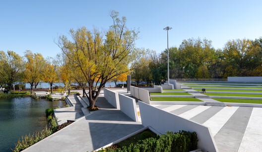 Renovation of Shell Theatre in Beijing Chaoyang Park / DUTS design Renovation of Shell Theatre in Beijing Chaoyang Park / DUTS design - Image 5 of 38