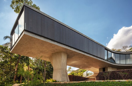 Xingu House / TETRO Arquitetura - Image 8 of 34