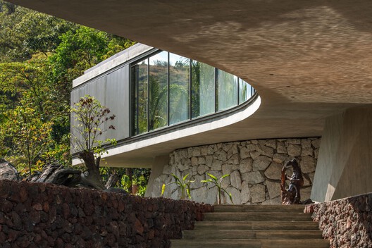 Xingu House / TETRO Arquitetura - Image 15 of 34