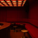  Rosso listening bar  / Naso - Fotografía interior, Interiores De Restaurantes Y Bares