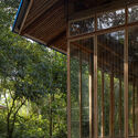     Estación Biológica WildSumaco / Caá Porá Arquitectura - fotografía exterior, madera