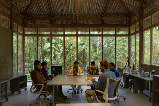 WildSumaco Research Pavilion / Caá Porá Arquitectura - Interior Photography, Chair