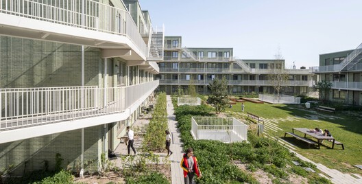 Steenzicht Social Housing  / JVST - Image 3 of 21