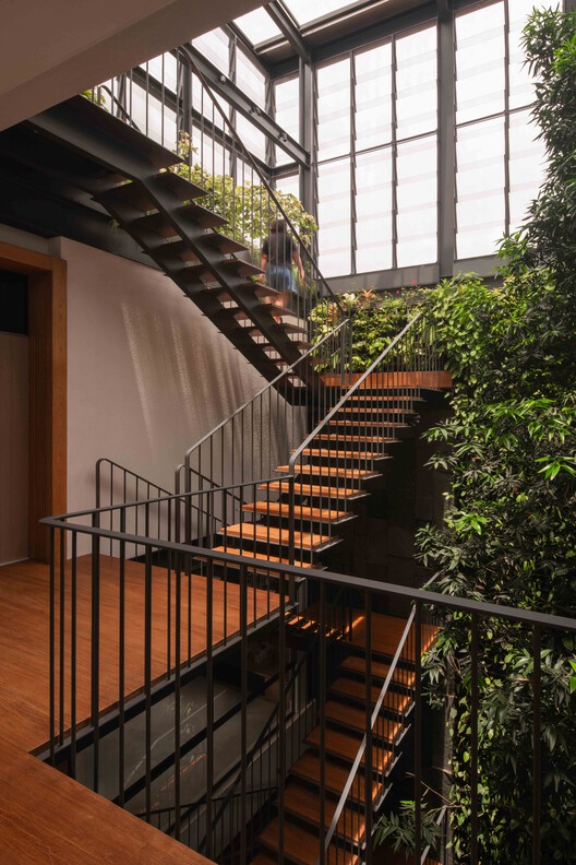 Beyond The Courtyard House / RCAB Studio Beyond The Courtyard House / RCAB Studio - Image 10 of 21