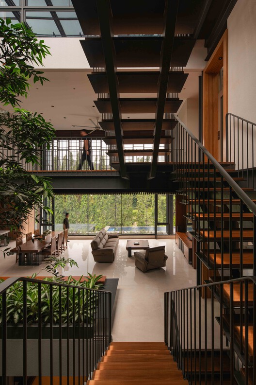 Beyond The Courtyard House / RCAB Studio Beyond The Courtyard House / RCAB Studio - Image 9 of 21