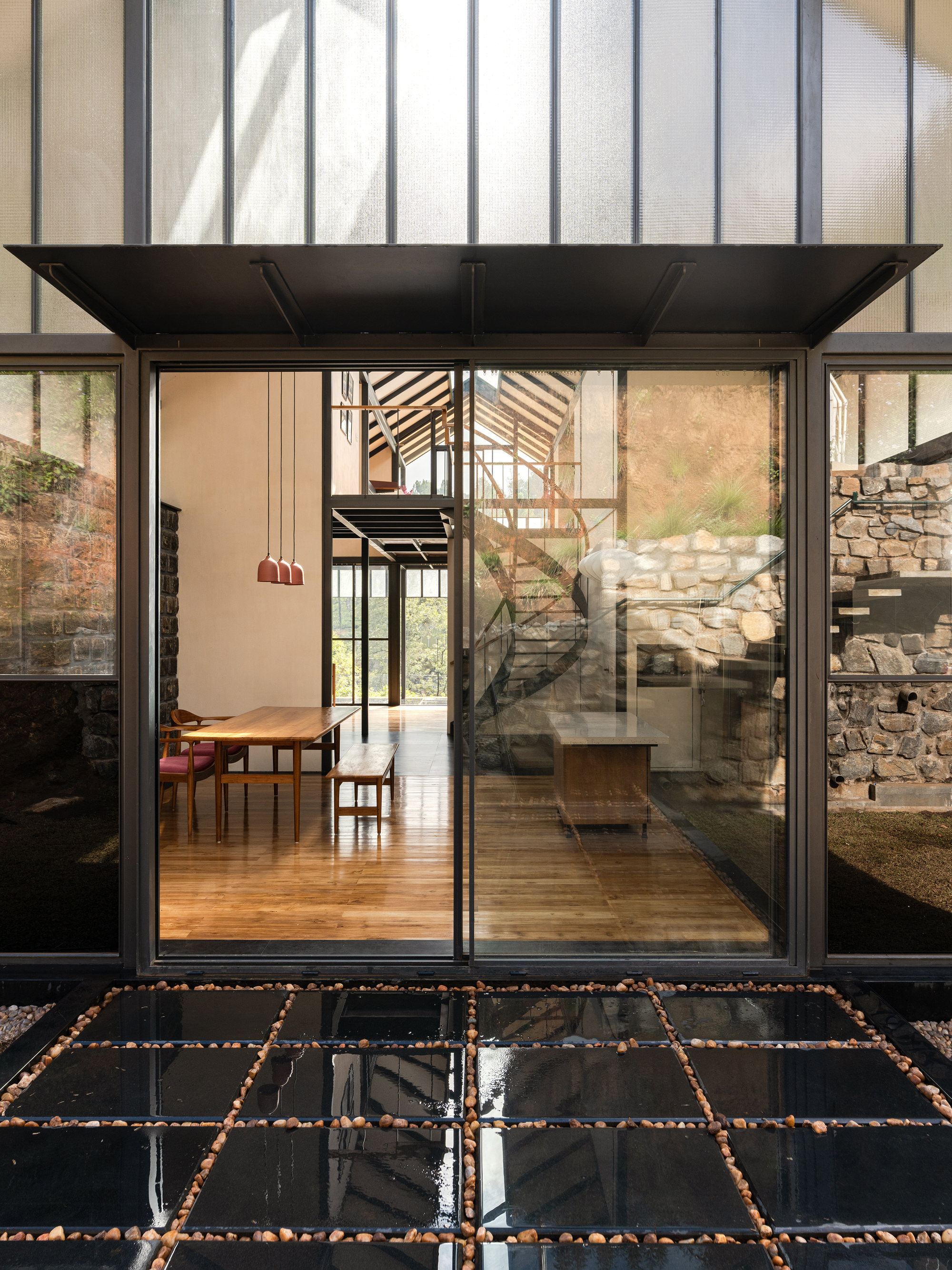 Gallery of Shilaya Cottage / Meister Varma Architects - 10