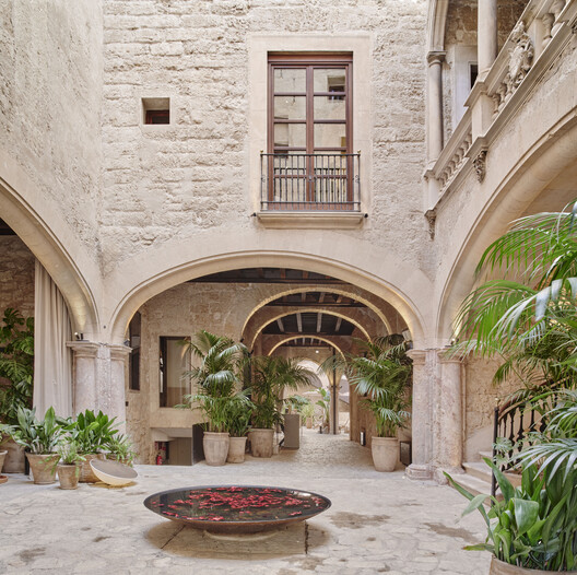 Hotel Nobis Palma / Jordi Herrero Arquitecto Hotel Nobis Palma / Jordi Herrero Arquitecto - Interior Photography, Arch, Arcade, Concrete, Courtyard