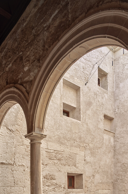 Hotel Nobis Palma / Jordi Herrero Arquitecto Hotel Nobis Palma / Jordi Herrero Arquitecto - Image 4 of 28