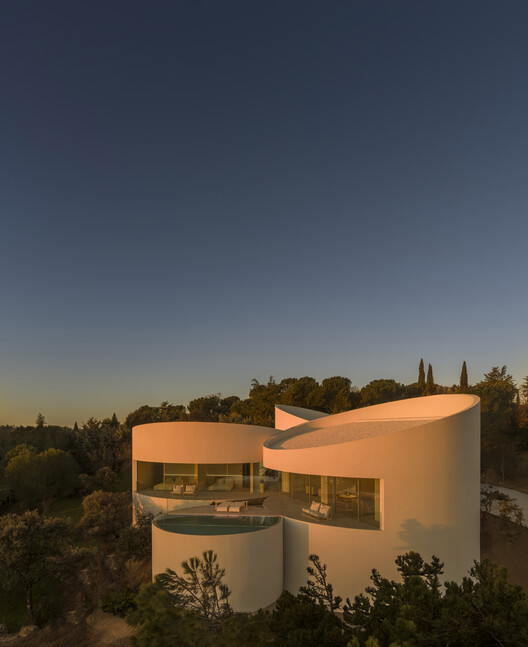 House in las Rozas, Madrid / Fran Silvestre Arquitectos - Exterior Photography