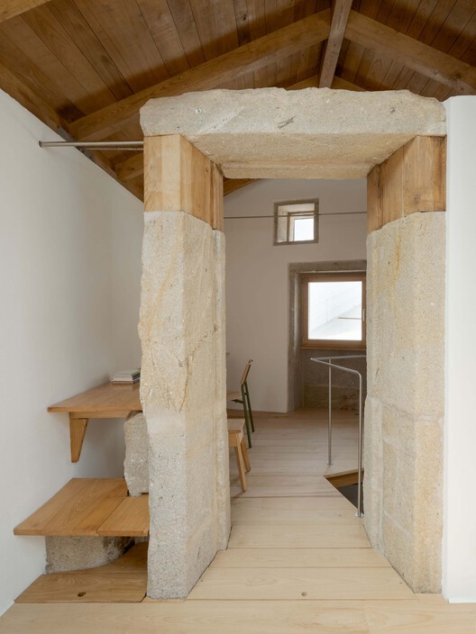 A CORMELÁ Renovation / MARXE a+t A CORMELÁ Renovation / MARXE a+t - Interior Photography, Wood, Beam