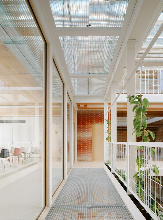 Sants Social Center / LAOS (Xavier Botet + Albert Saboya) Sants Social Center / LAOS (Xavier Botet + Albert Saboya) - Interior Photography, Glass