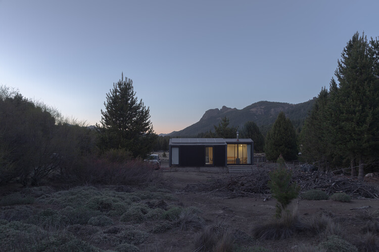 Paisaje inmersivo / PLUG - Fotografía exterior, Casas
