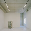 Showdepot De Groen / Space Encounters - Cultural Architecture