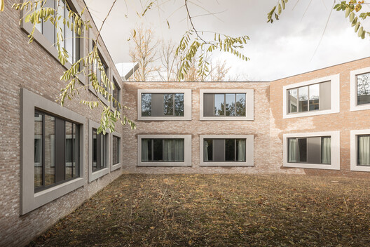 Collège Cardinal Mercier / LT2A + OPEN ARCHITECTES Collège Cardinal Mercier / LT2A + OPEN ARCHITECTES - Exterior Photography
