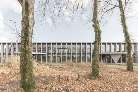 Collège Cardinal Mercier / LT2A + OPEN ARCHITECTES Collège Cardinal Mercier / LT2A + OPEN ARCHITECTES - Exterior Photography