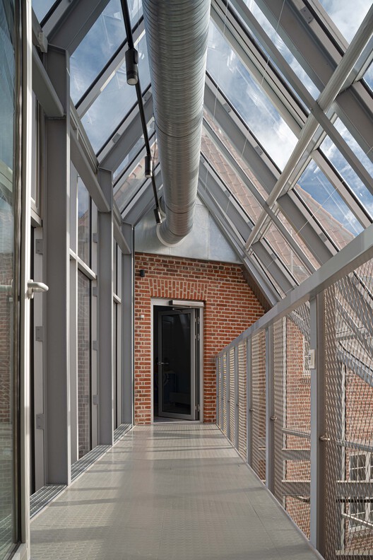 Tidsmaskinen After-School Center / BBP Arkitekter Tidsmaskinen After-School Center / BBP Arkitekter - Interior Photography, Glass, Brick