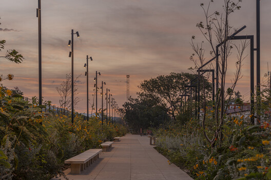 Arriaga Linear Park / Laboratorio Regional de Arquitectura Arriaga Linear Park / Laboratorio Regional de Arquitectura - Exterior Photography