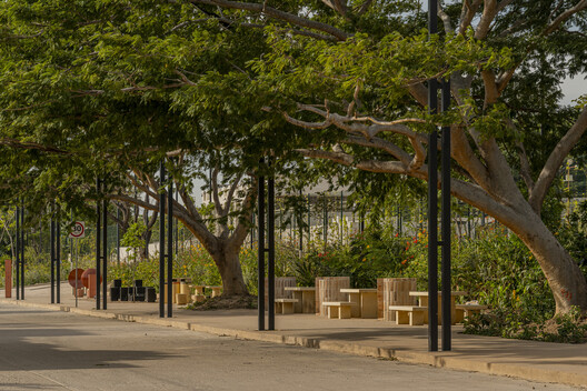 Arriaga Linear Park / Laboratorio Regional de Arquitectura Arriaga Linear Park / Laboratorio Regional de Arquitectura - Image 24 of 28