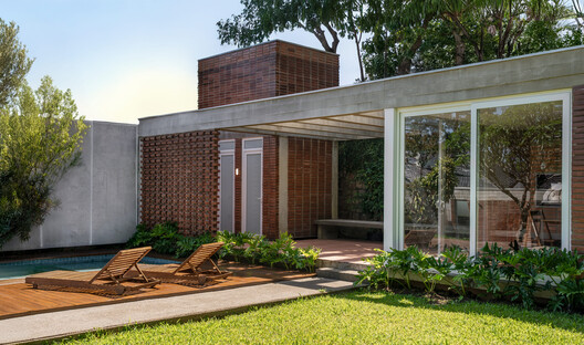 Ouriques House / Ultra Arquitetura Ouriques House / Ultra Arquitetura - Image 8 of 33