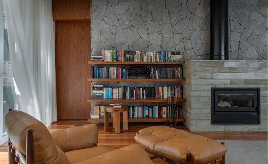 Ouriques House / Ultra Arquitetura Ouriques House / Ultra Arquitetura - Interior Photography, Living Room, Wood, Lighting