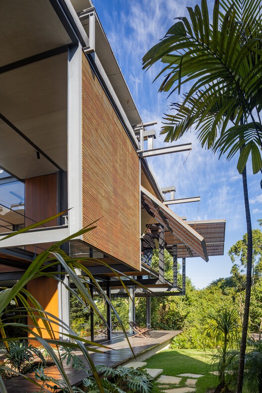 Aunt Val’s House / Márcio Flávio Motta Aunt Val’s House / Márcio Flávio Motta - Exterior Photography, Balcony