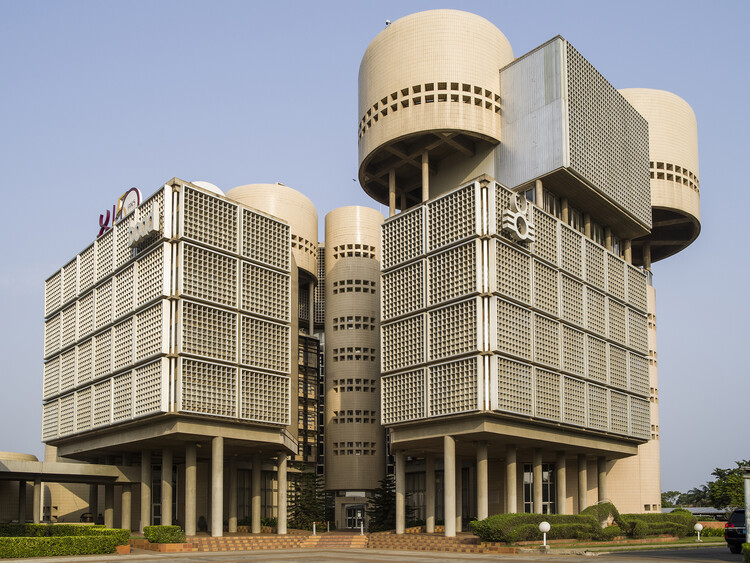 MoMA Opens Architects of Liberation Exhibition on Independence-Era West African Modernism - Featured Image
