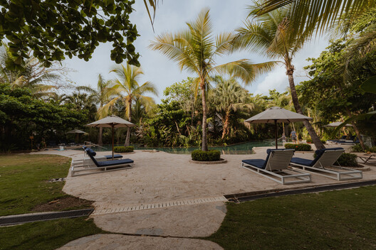 Hotel Nantipa  / Garnier Arquitectos - Exterior Photography, Garden