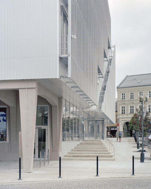 City Hall in Přerov / atelier gram + anagram architecture City Hall in Přerov / atelier gram + anagram architecture - Interior Photography