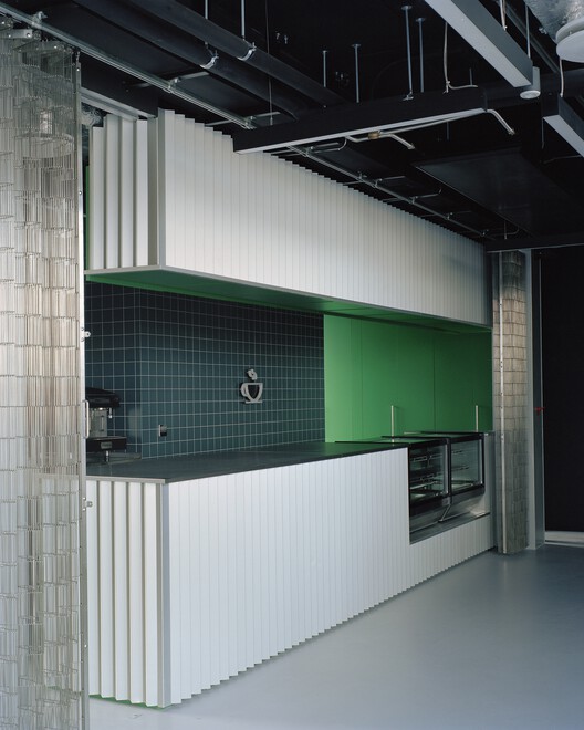 City Hall in Přerov / atelier gram + anagram architecture City Hall in Přerov / atelier gram + anagram architecture - Interior Photography, Kitchen, Glass