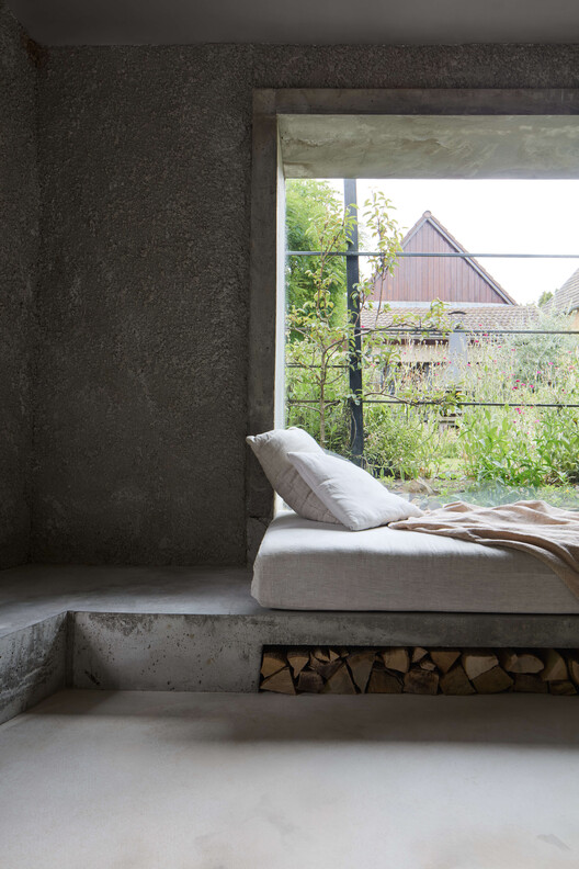 Panoší Újezd Summer House / Lenka Milerová architektka - Interior Photography, Bedroom, Concrete, Bed