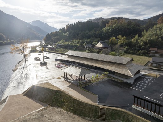 Misato Canoe Boathouse / STUDIO YY Misato Canoe Boathouse / STUDIO YY - Exterior Photography