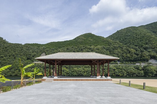 Misato Canoe Boathouse / STUDIO YY Misato Canoe Boathouse / STUDIO YY - Image 18 of 27