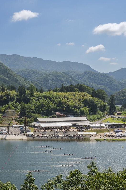 Misato Canoe Boathouse / STUDIO YY Misato Canoe Boathouse / STUDIO YY - Image 9 of 27