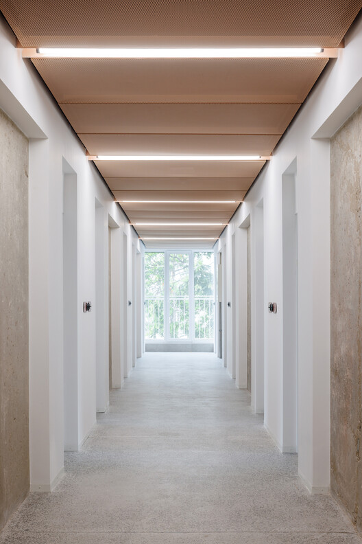 KOSMALT Housing Renovation / Atrium Architekti - Image 12 of 32