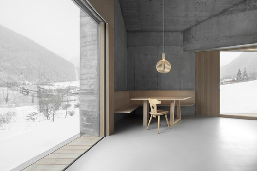Viktoria House / Architekt Andreas Gruber Viktoria House / Architekt Andreas Gruber - Interior Photography, Dining room, Wood