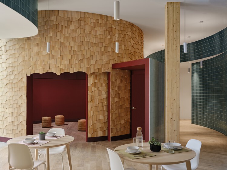 Anduhyaun Emergency Shelter / LGA Architectural Partners - Interior Photography, Wood, Lighting, Chair