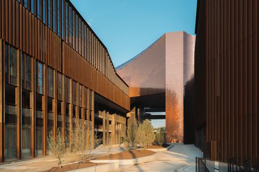 RCR Arquitectes Designs New Paris Cultural Institution "Large" on Île Seguin RCR Arquitectes Designs New Paris Cultural Institution "Large" on Île Seguin - Image 12 of 17