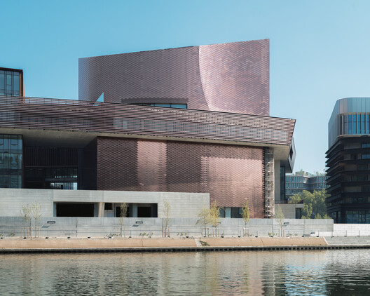 RCR Arquitectes Designs New Paris Cultural Institution "Large" on Île Seguin RCR Arquitectes Designs New Paris Cultural Institution "Large" on Île Seguin - Image 10 of 17