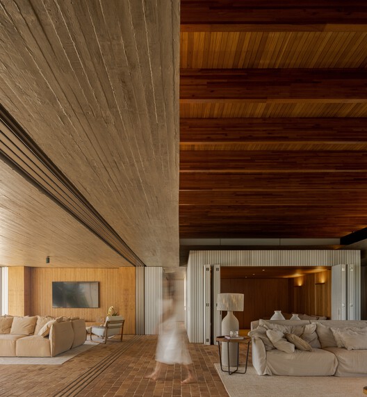 Alva House / Felipe Caboclo Arquitetura - Interior Photography, Wood, Chair, Beam