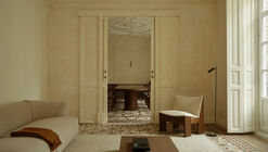 Ciutat Vella Apartment / Balzar Arquitectos