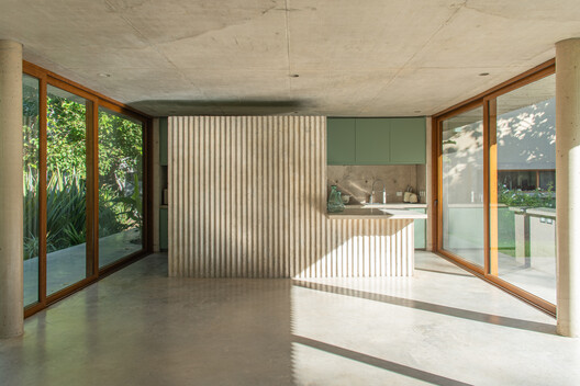 Leloir Studio Pavilion / FIR Estudio - Image 10 of 27