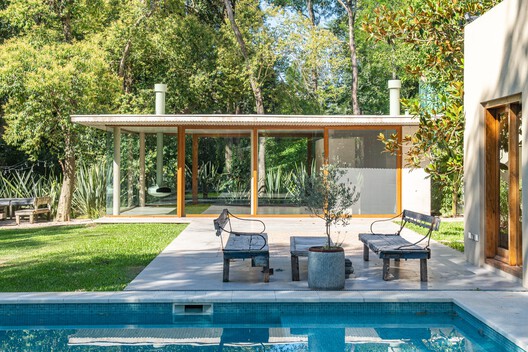 Leloir Studio Pavilion / FIR Estudio - Exterior Photography, Wood, Garden, Patio, Beam, Deck