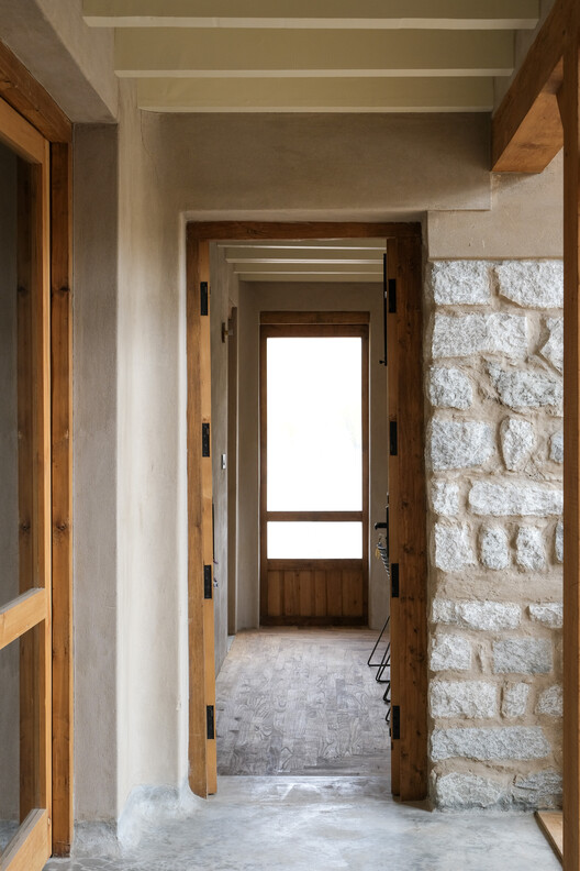 Gulzar’s Residence / Field Architects - Interior Photography, Wood, Beam
