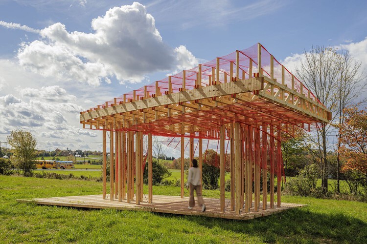 Cultivando conhecimento em madeira: 10 experimentos de pavilhões de madeira em sala de aula - Imagem 5 de 16